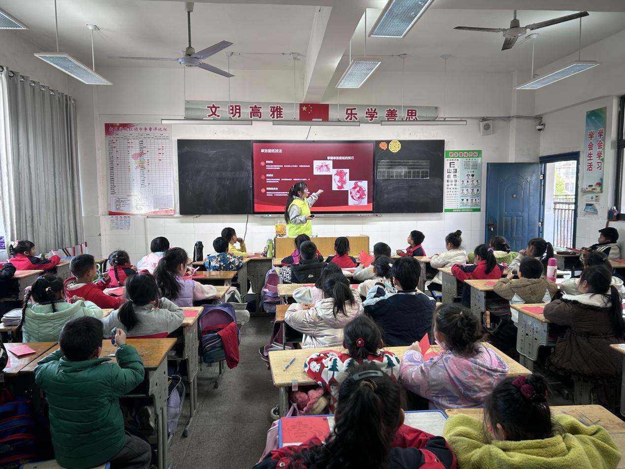 图片2.jpg 图片2.jpg