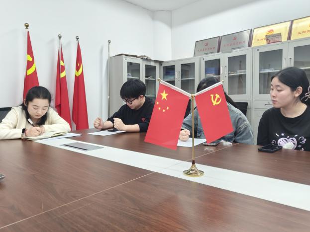 图片3.jpg 图片3.jpg