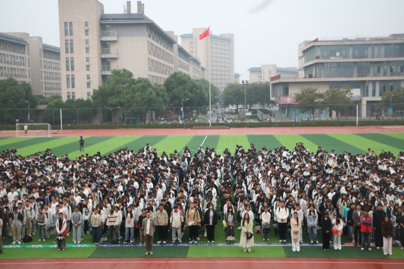 图片4.jpg 图片4.jpg